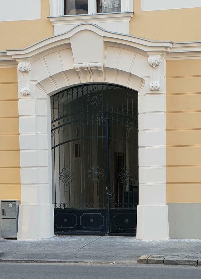 Romantic Central Flat Bratislava Extérieur photo